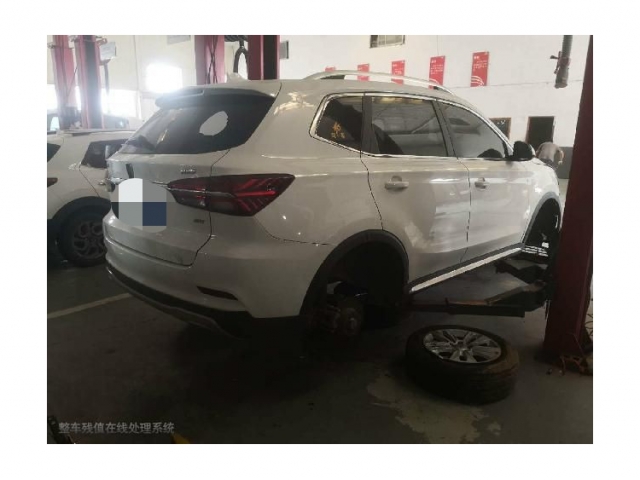 荣威荣威RX5荣威RX5 2018款 20T 两驱手动豪华版