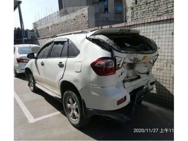比亚迪比亚迪M6比亚迪M6 2013款 2.4L 自动尊贵型