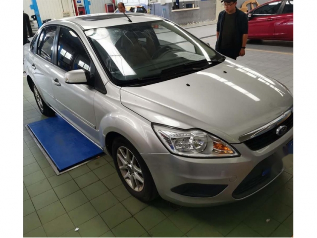福特福克斯2011款 三厢 1.8L 手动舒适型