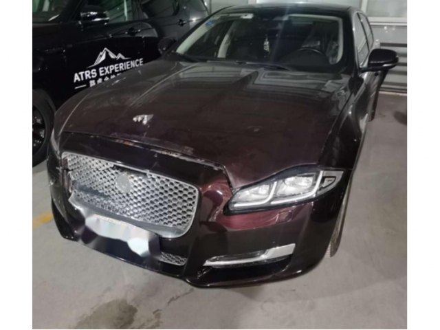 捷豹捷豹XJ2014款 XJL 2.0T 两驱典雅商务版