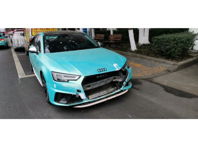 奥迪奥迪A4L奥迪A4L 2018款 30周年年型 45 TFSI quattro 运动型