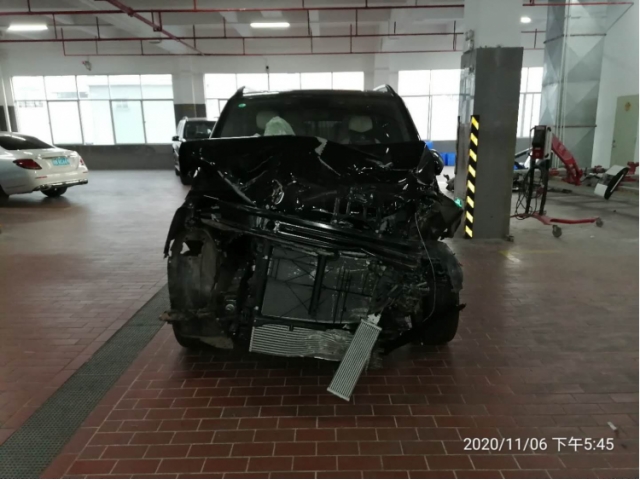 奔驰威霆威霆 2016款 2.0T 精英版 9座