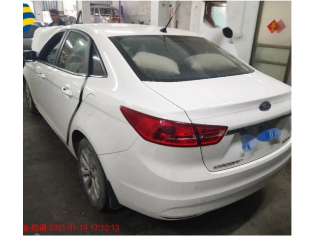 福特福睿斯2015款 1.5L 自动时尚型