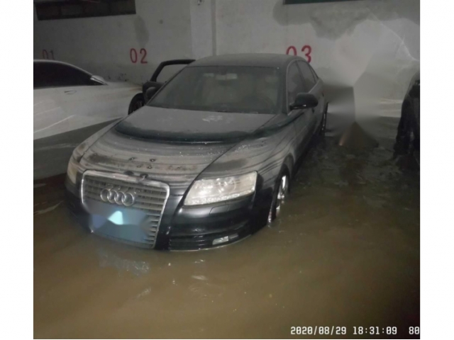 奥迪奥迪A6L2011款 2.8 FSI 舒适型