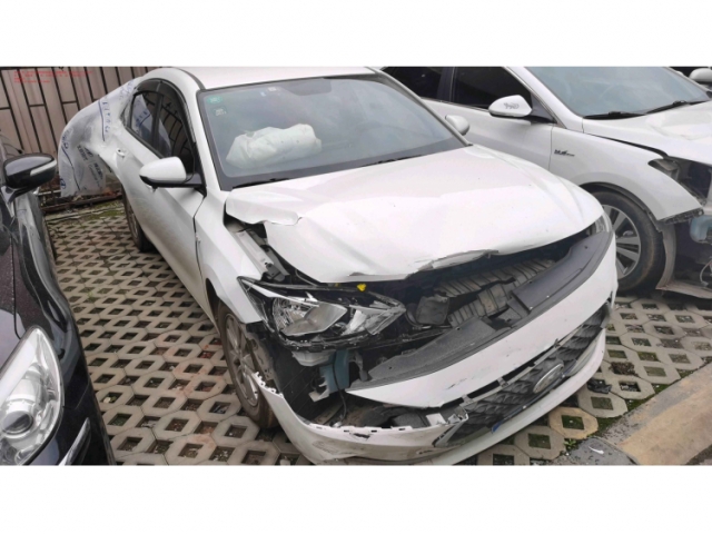 现代悦动悦动 2018款 1.6L 自动悦目版GL