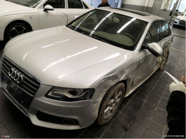 奥迪奥迪A4L2009款 2.0 TFSI 标准型