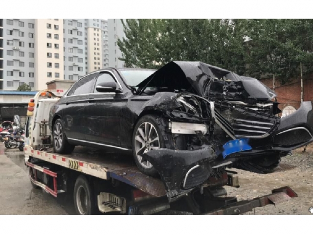 奔驰奔驰E级2015款 E 260 L 运动型