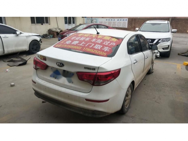 起亚起亚K22015款 三厢 1.4L MT GLS