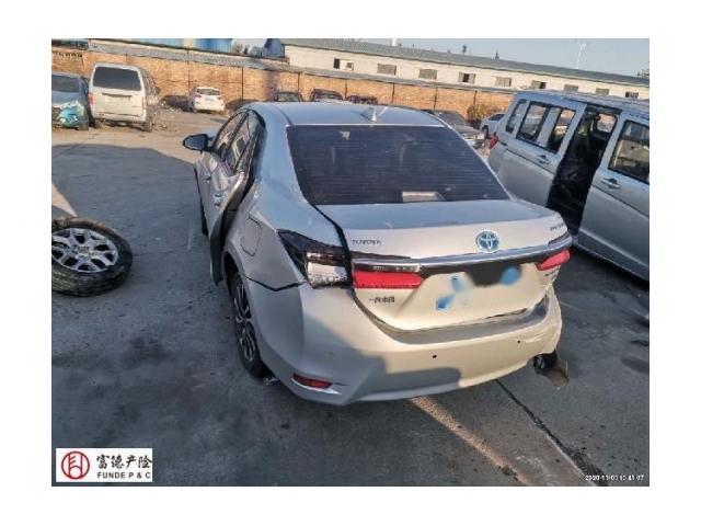 丰田卡罗拉卡罗拉 2017款 改款双擎 1.8L E-CVT精英版