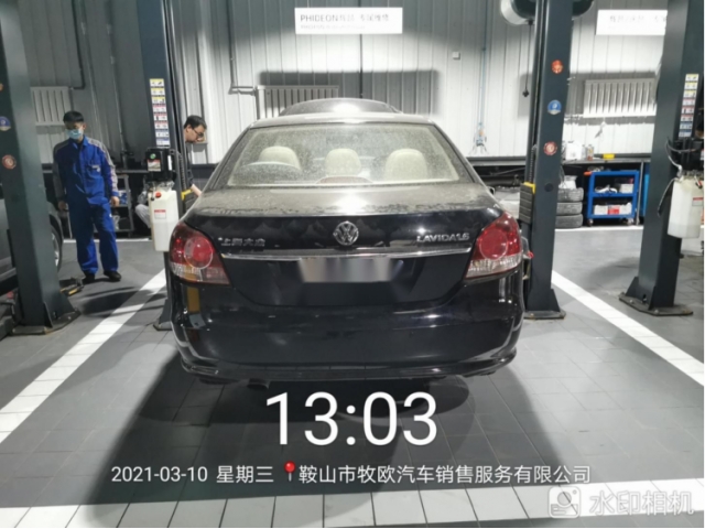 大众朗逸2011款 1.6L 自动品悠版