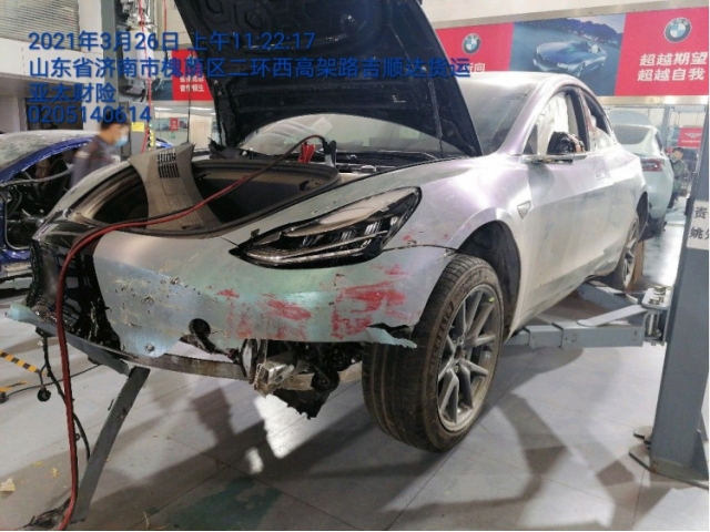 特斯拉Model 3