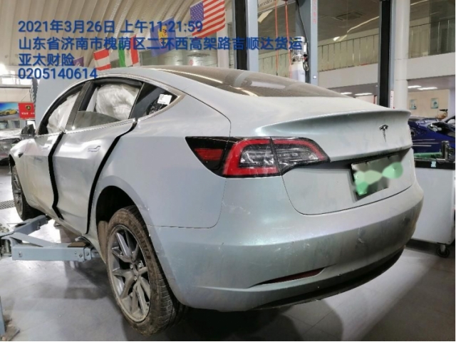特斯拉Model 3