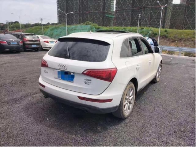 奥迪奥迪Q52012款 2.0TFSI 技术型