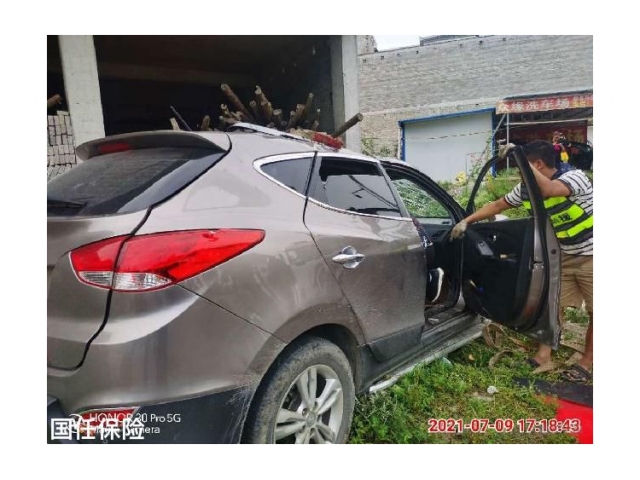 现代北京现代ix352012款 2.0L 自动两驱精英版GLS