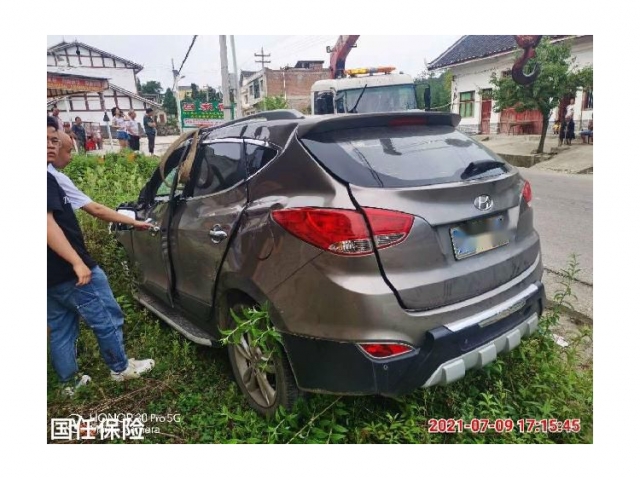 现代北京现代ix352012款 2.0L 自动两驱精英版GLS