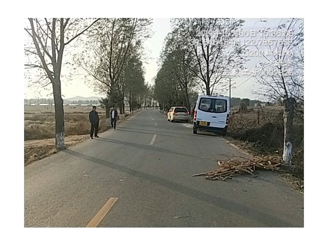南京金龙开沃D11开沃D11 2015款 2.8T快运版低顶JE493ZLQ4