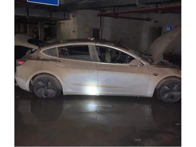 特斯拉Model 3