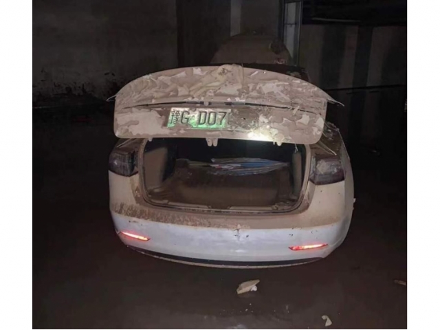 特斯拉Model 3