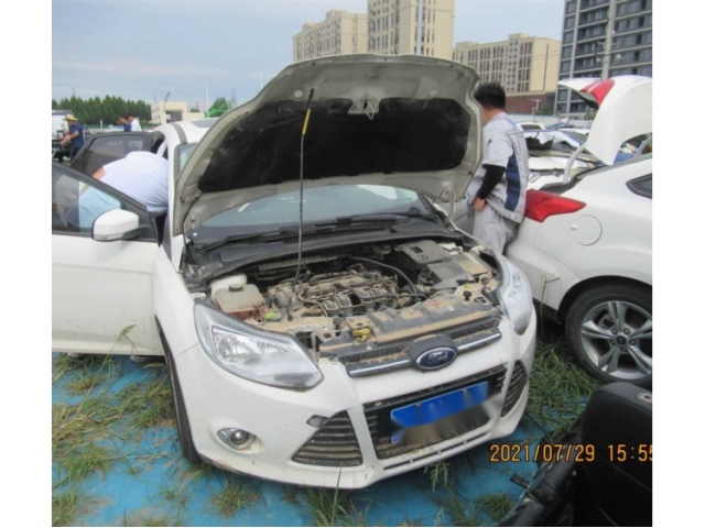 福特福克斯2012款 两厢 1.6L 自动风尚型