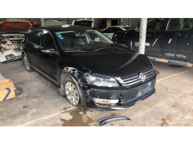 大众帕萨特2011款 1.8TSI DSG尊荣版