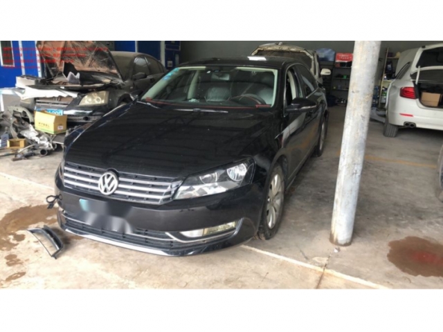 大众帕萨特2011款 1.8TSI DSG尊荣版