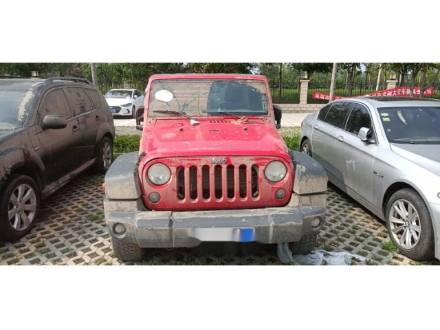 Jeep牧马人2015款 3.6L Rubicon 四门舒享版