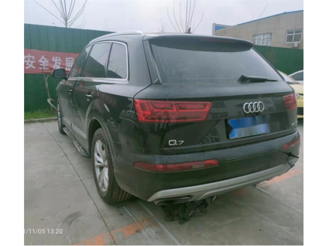 奥迪奥迪Q72016款 45 TFSI 技术型