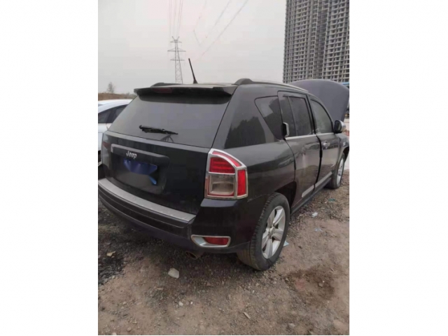 Jeep指南者(进口)2013款 2.4L 四驱运动版