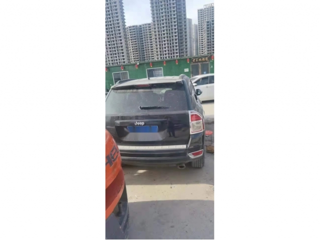 Jeep指南者(进口)2013款 2.4L 四驱运动版