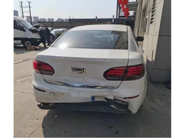 观致观致3观致3 2018款 三厢 1.6L 自动领先型