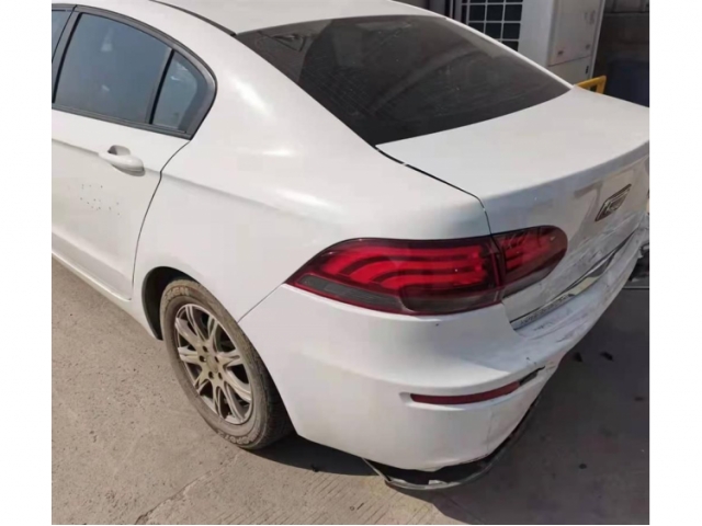 观致观致3观致3 2018款 三厢 1.6L 自动领先型