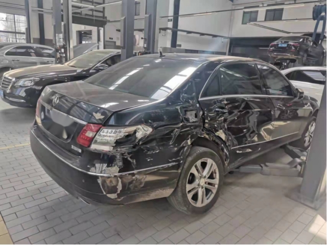奔驰奔驰E级2010款 E 300 L 时尚型