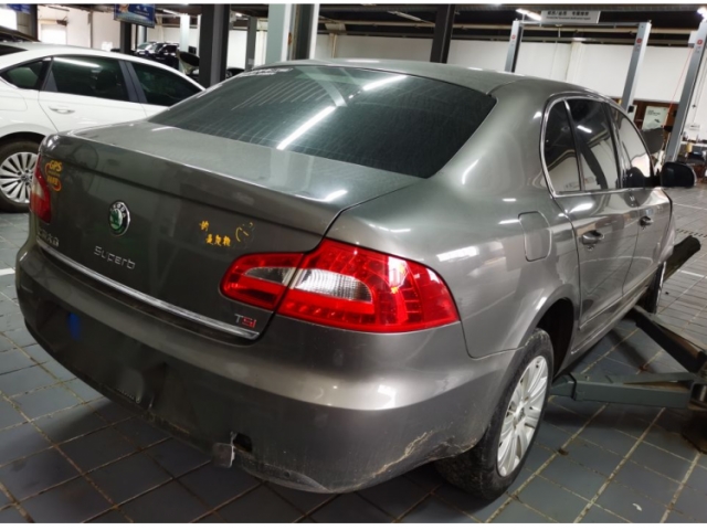 斯柯达昊锐2012款 1.8TSI 自动贵雅版