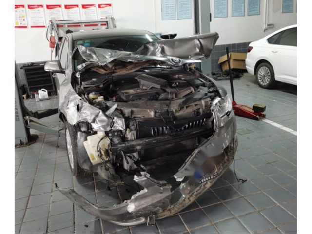斯柯达昊锐2012款 1.8TSI 自动贵雅版