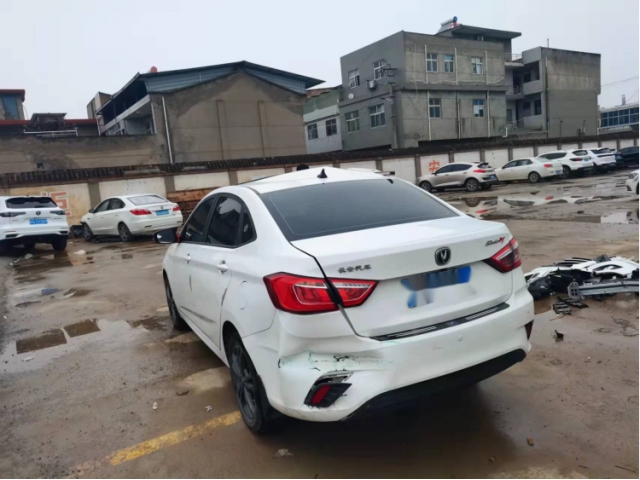 长安逸动DT逸动DT 2018款 1.6L 手动悦享型