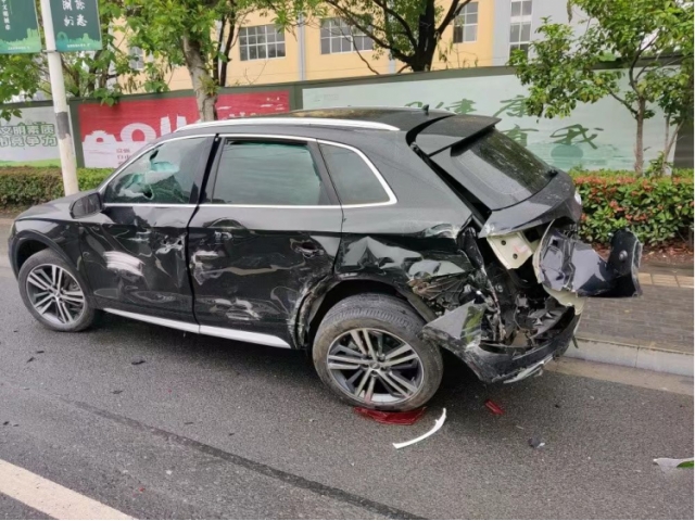 奥迪奥迪Q5L奥迪Q5L 2018款 40 TFSI 荣享时尚型