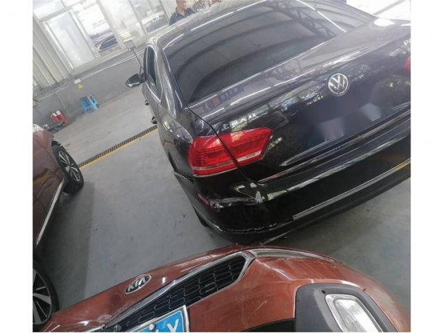 大众帕萨特2011款 1.8TSI DSG尊荣版