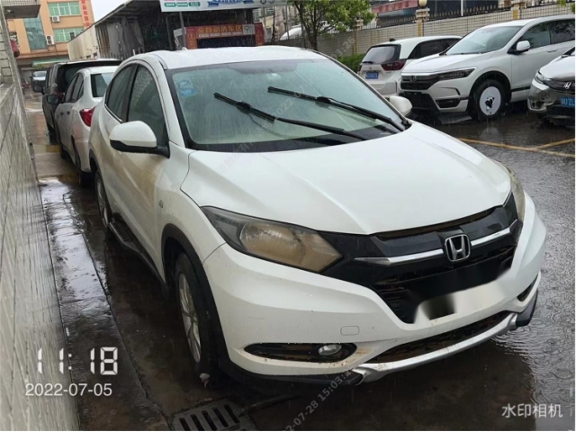 本田缤智2015款 1.8L CVT两驱精英型