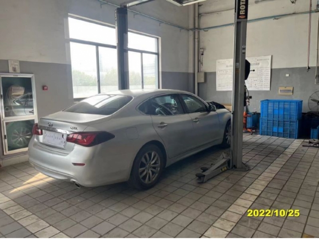 英菲尼迪英菲尼迪Q70英菲尼迪Q70 2017款 Q70L 2.5L 精英版