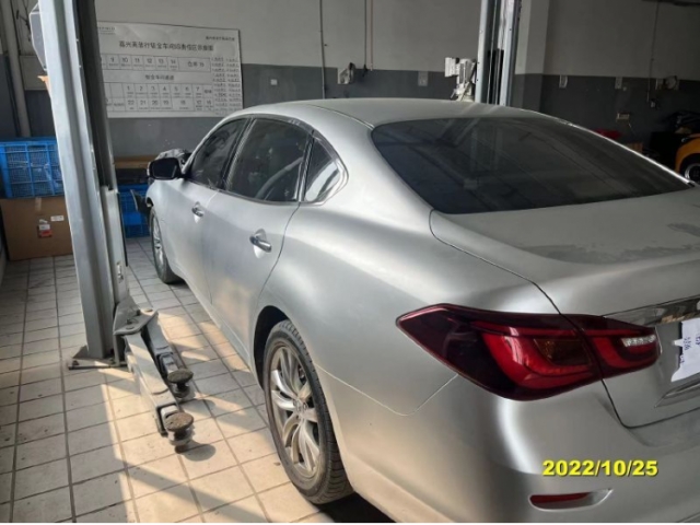 英菲尼迪英菲尼迪Q70英菲尼迪Q70 2017款 Q70L 2.5L 精英版