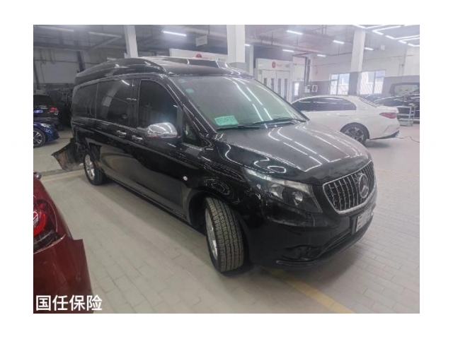 奔驰威霆威霆 2016款 2.0T 精英版 9座