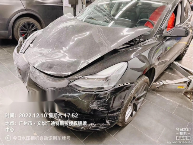 特斯拉Model 3