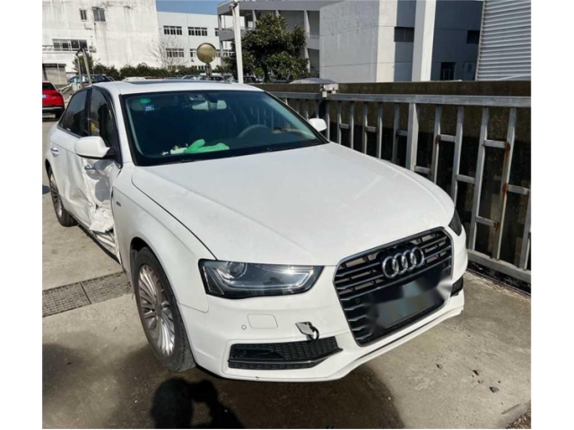 奥迪奥迪A4L2016款 35 TFSI 典藏版 自动标准型