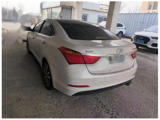 现代名图2016款 1.8L 自动尊贵型DLX