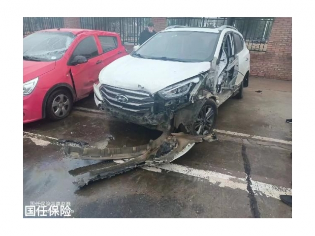 现代北京现代ix352015款 2.0L 自动两驱智能型 国IV