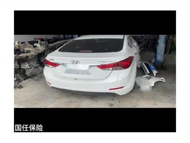 现代朗动2015款 1.6L 自动尊贵型