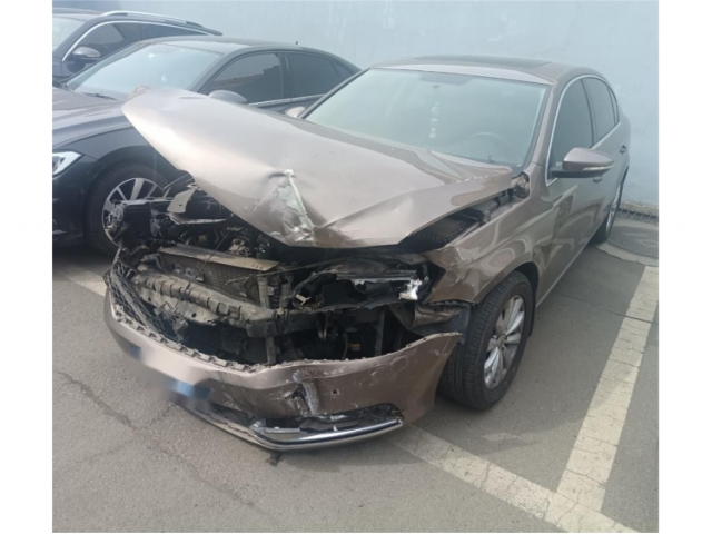 大众迈腾2013款 1.8TSI 领先型