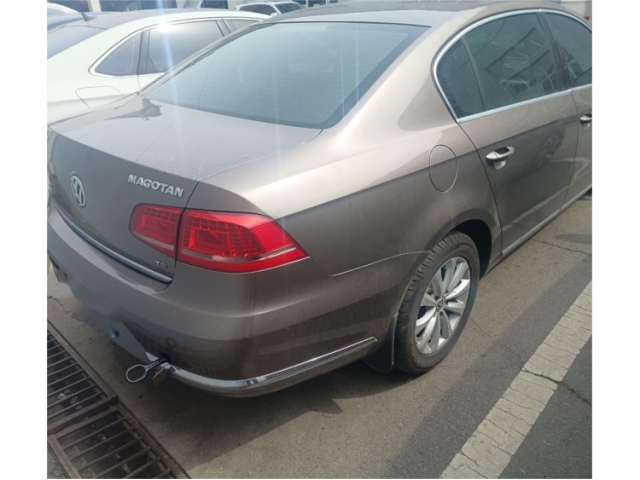 大众迈腾2013款 1.8TSI 领先型