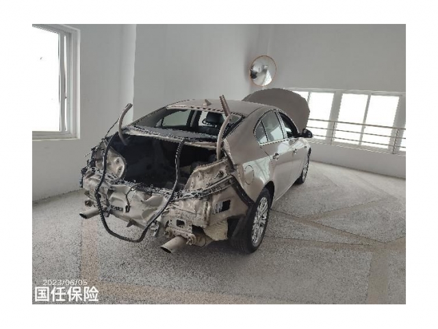 别克君威2012款 1.6T 手动精英运动版
