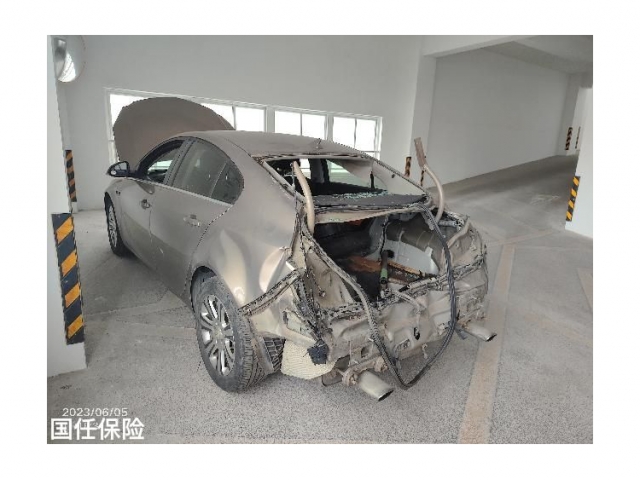 别克君威2012款 1.6T 手动精英运动版